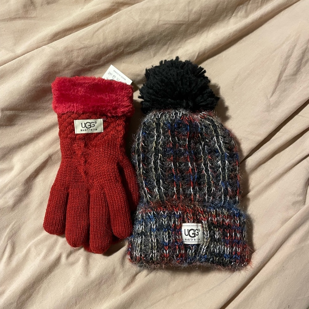 NWOT UGG hat with maroon gloves to match